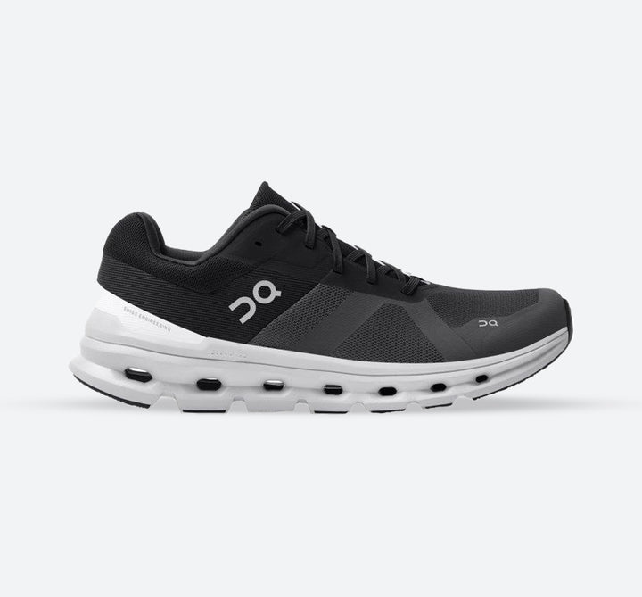 On Running Cloudrunner Trainings-Sneaker für Herren in weiter Passform