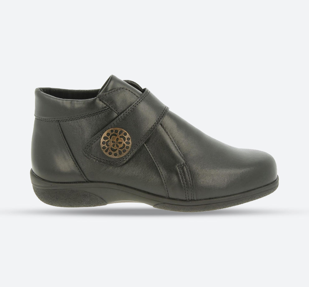 Womens Wide Fit DB Fieldfare Boots, Black / 9 / 6V (6E - 8E) Womens Wide Fit DB Fieldfare Boots, Black / 9 / 6V (6E - 8E)