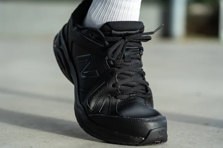 Womens Wide Fit New Balance WX624AB5 Sneakers - ABZORB