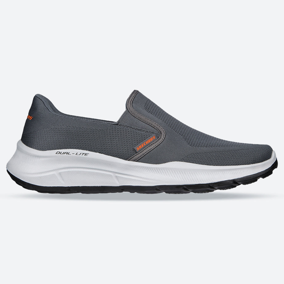 【なっお】①Fourleaf Base Men's Wide Fit Skechers 232516 Equalizer 5.0 Grand Legacy Sneakers