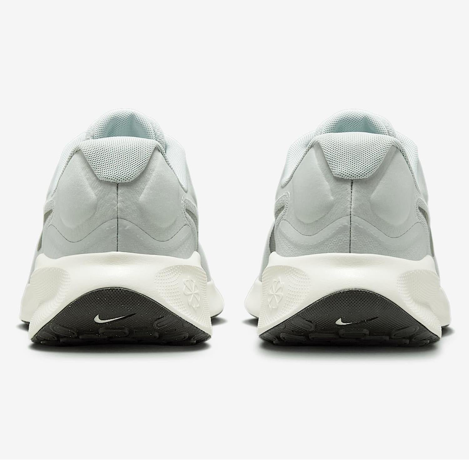 Men's Wide Fit Nike FB8501-003 Revolution 7 Running Sneakers