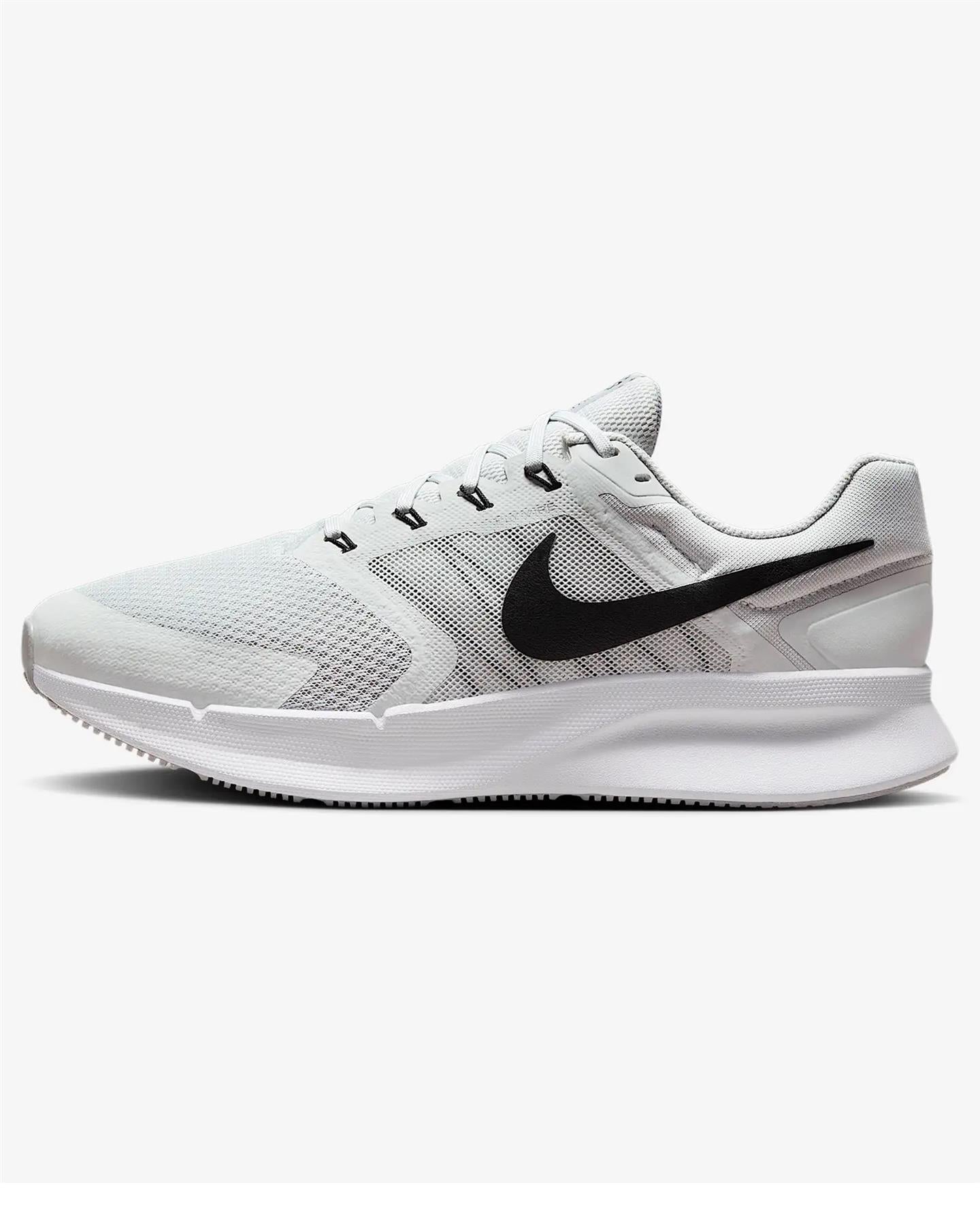 Men's Wide Fit Nike FZ9666-005 Run Swift 3 Running Sneakers | Nike