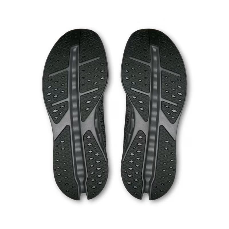 Men's Wide Fit On Cloudsurfer Max Wide Sneakers