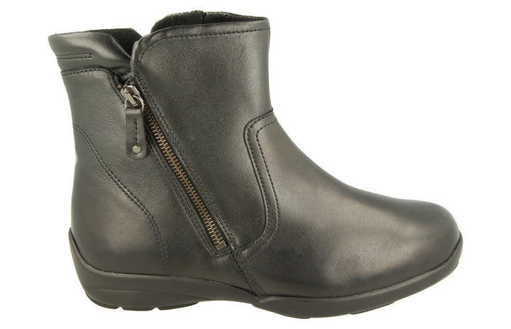 Womens Wide Fit DB Biarritz Boots