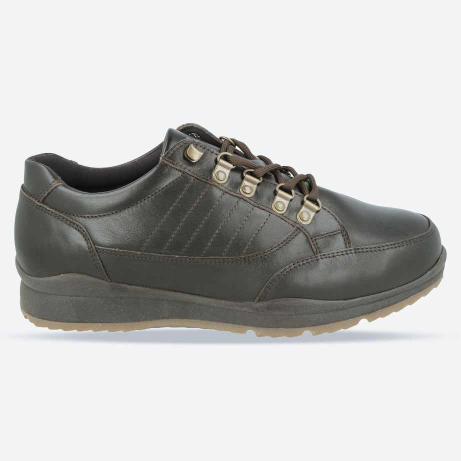 Mens Wide Fit DB Sharnbrook Sneakers