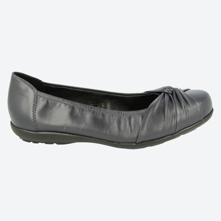 Womens Wide Fit DB Tetbury Court Shoes