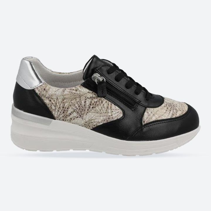 Women's Wide Fit DB Wolf Trainers