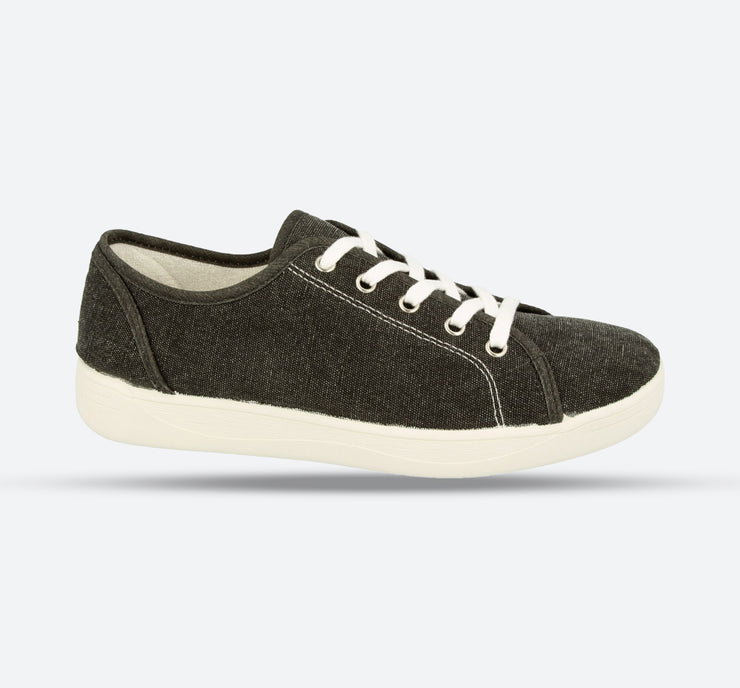 Wide fit shop black canvas shoes