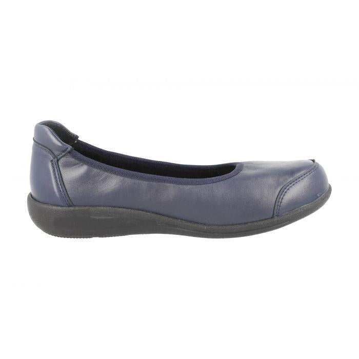 Women's Wide Fit DB Whitethroat Shoes