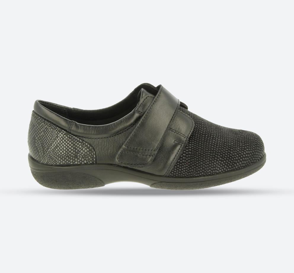 Womens Wide Fit DB Firecrest Shoes