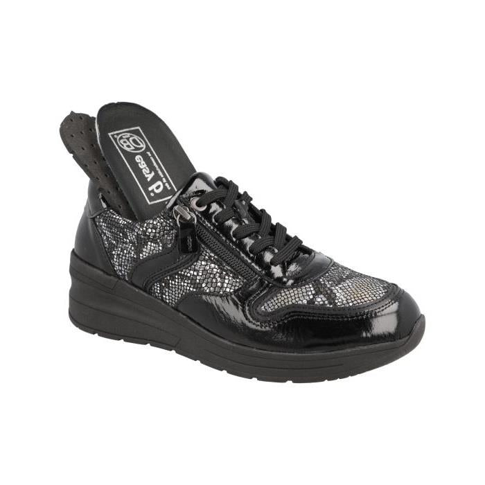 Women's Wide Fit DB Fleet Sneakers