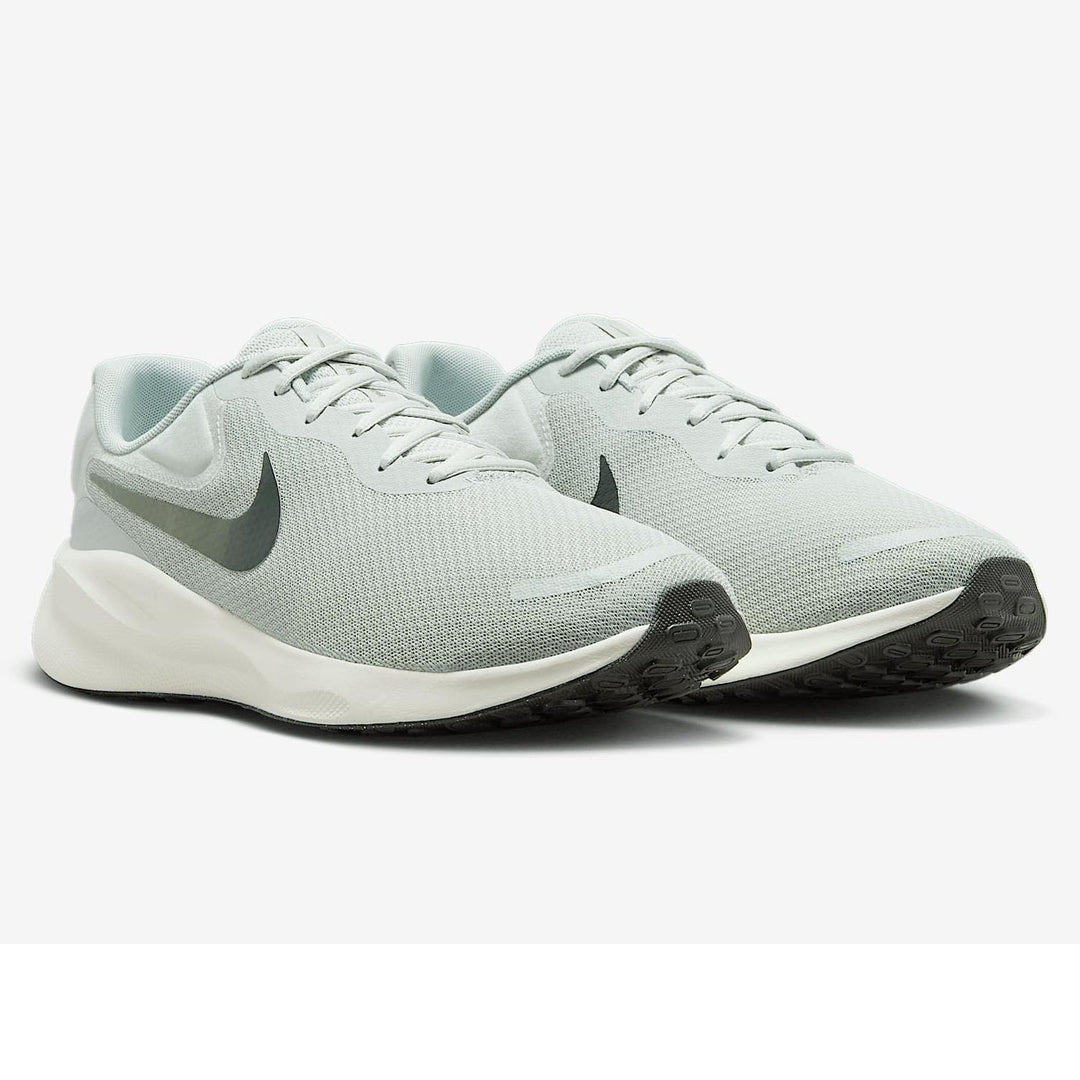 Men's Wide Fit Nike FB8501-003 Revolution 7 Running Sneakers