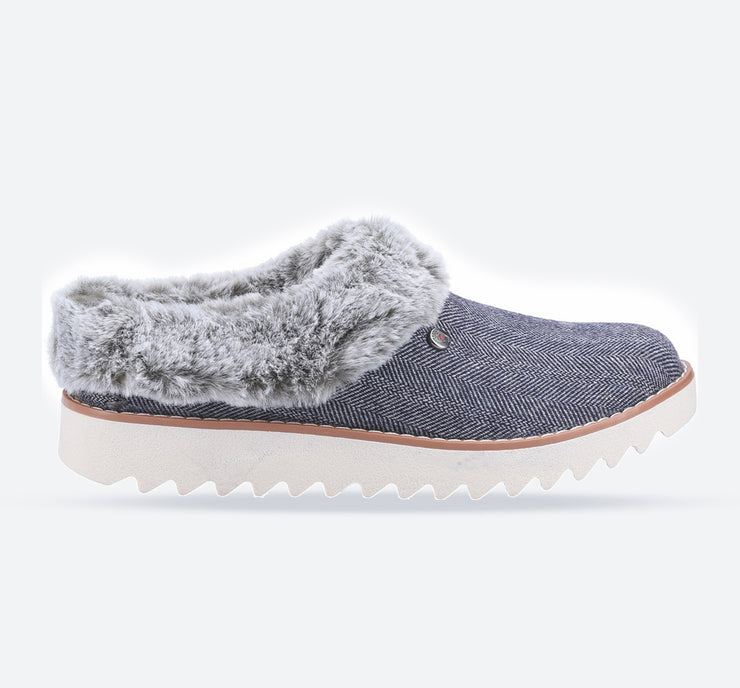 Skechers wide best sale fit slippers