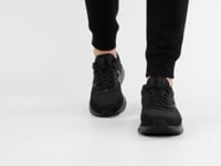 Men's Wide Fit New Balance Phantom M411LK2 Walking Sneakers