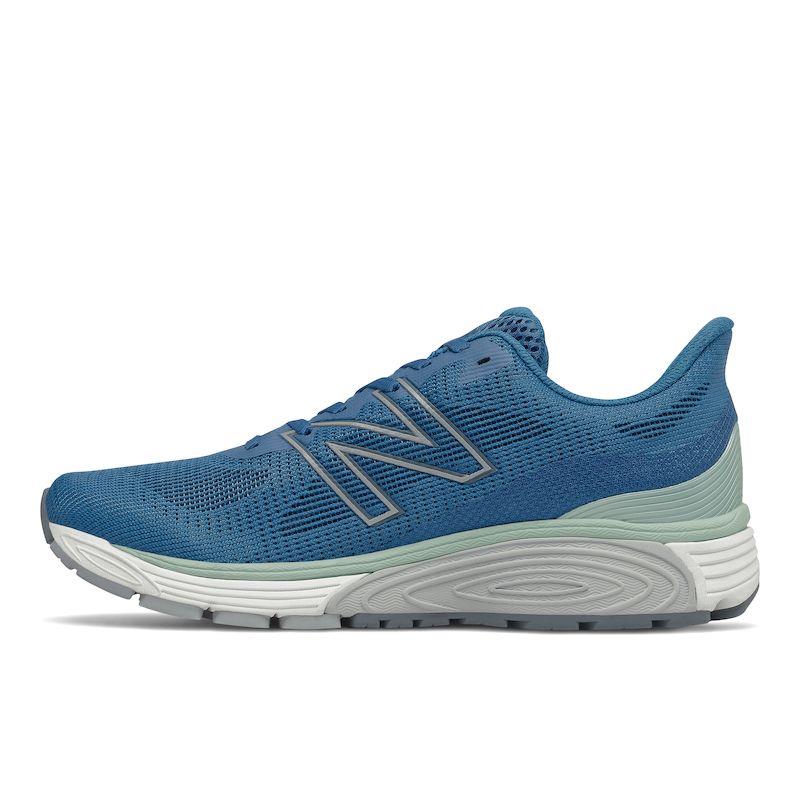 Men's Wide Fit New Balance MVYGOBG2 Vaygo Running Sneakers