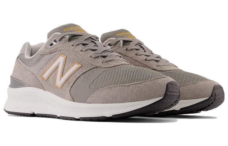 Men's Wide Fit New Balance MW880GY5 Classic Walking Sneakers - Exclusive