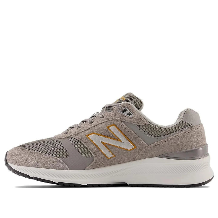 Men's Wide Fit New Balance MW880GY5 Classic Walking Sneakers - Exclusive