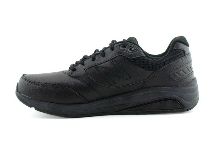 Men's MW928BK2 New Balance in a 6E Fiting V2