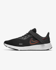 Mens Wide Fit Nike CJ9885-011 Revolution 5 Sneakers